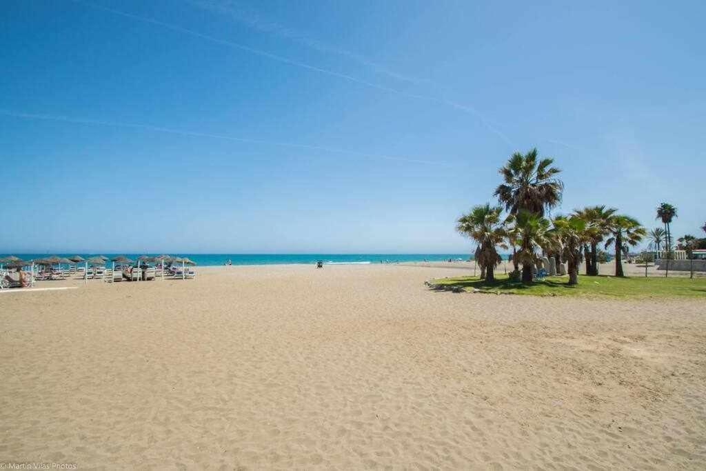 フエンヒロラRonda 3 Con Enorme Terraza Soleadaアパートメント エクステリア 写真