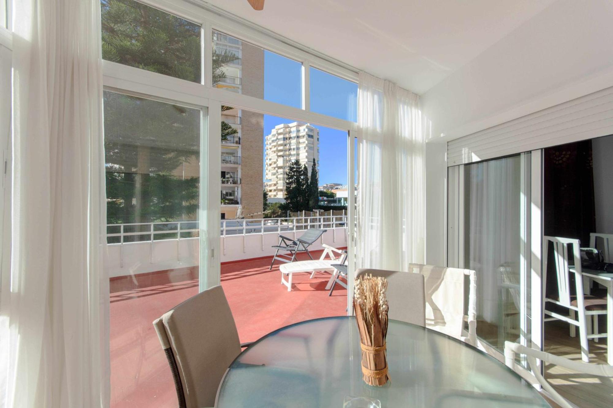 フエンヒロラRonda 3 Con Enorme Terraza Soleadaアパートメント エクステリア 写真